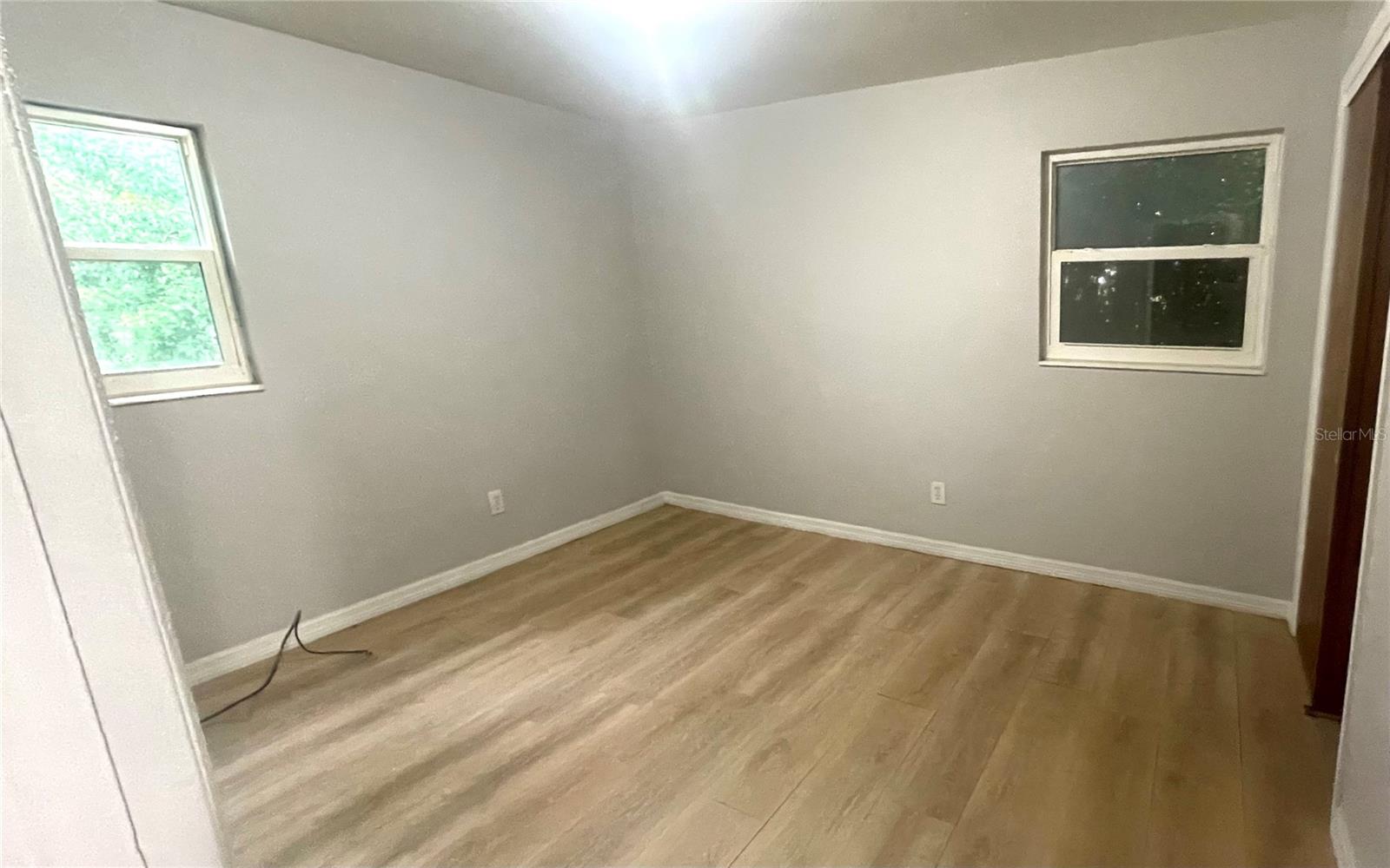 Image 11 of 17 For 767 19th Avenue S
