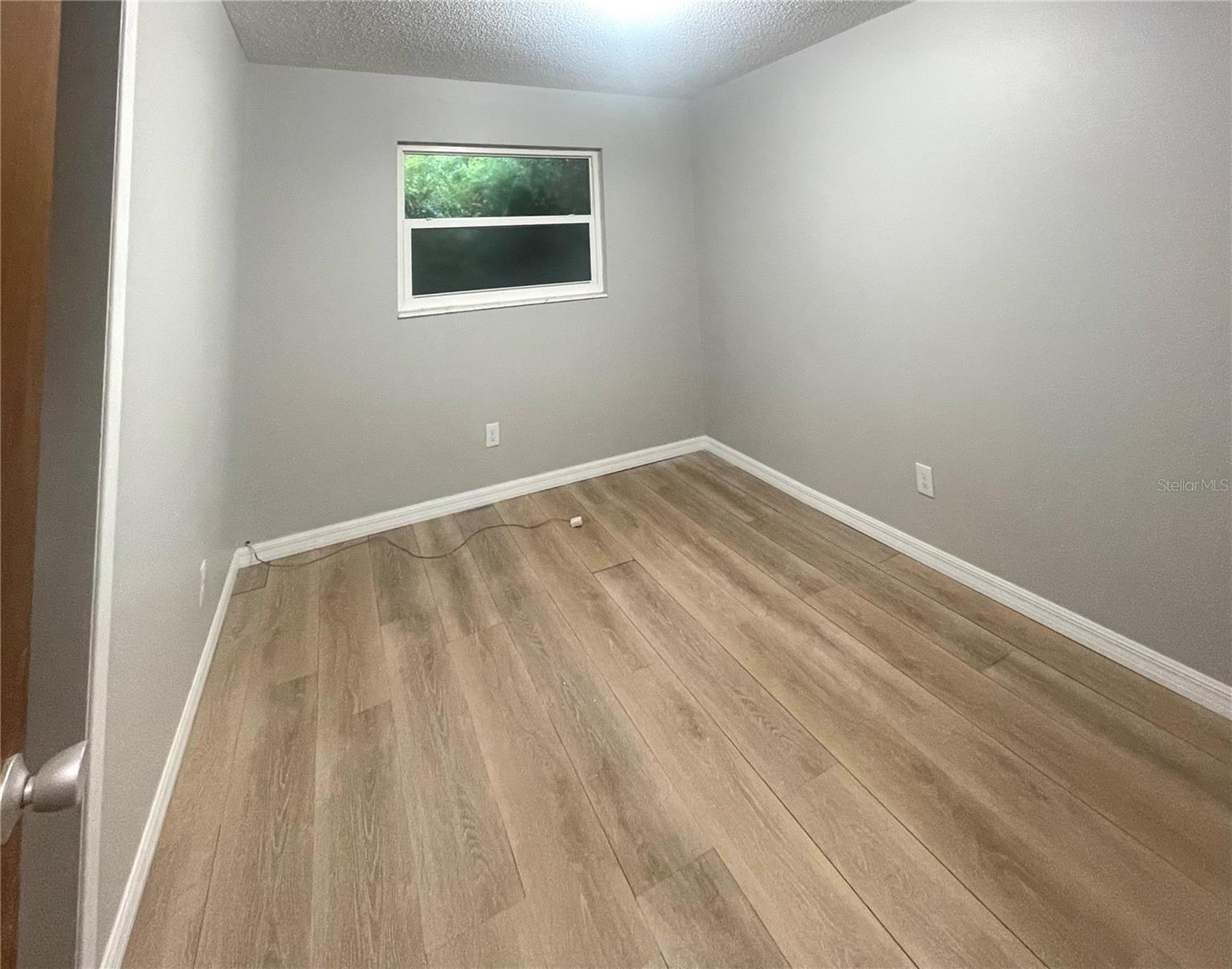 Image 15 of 17 For 767 19th Avenue S