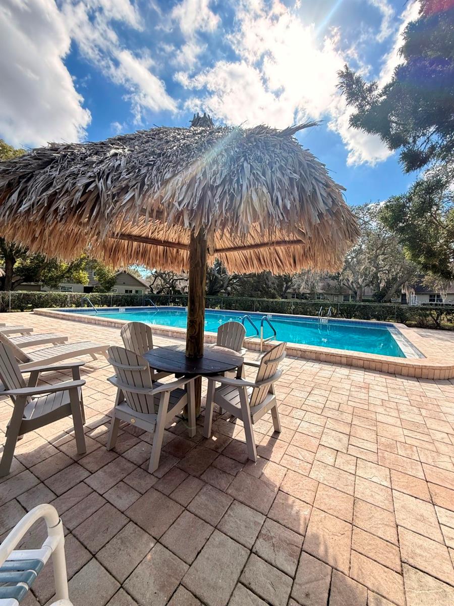 Listing photo id 20 for 2831 Rampart Circle