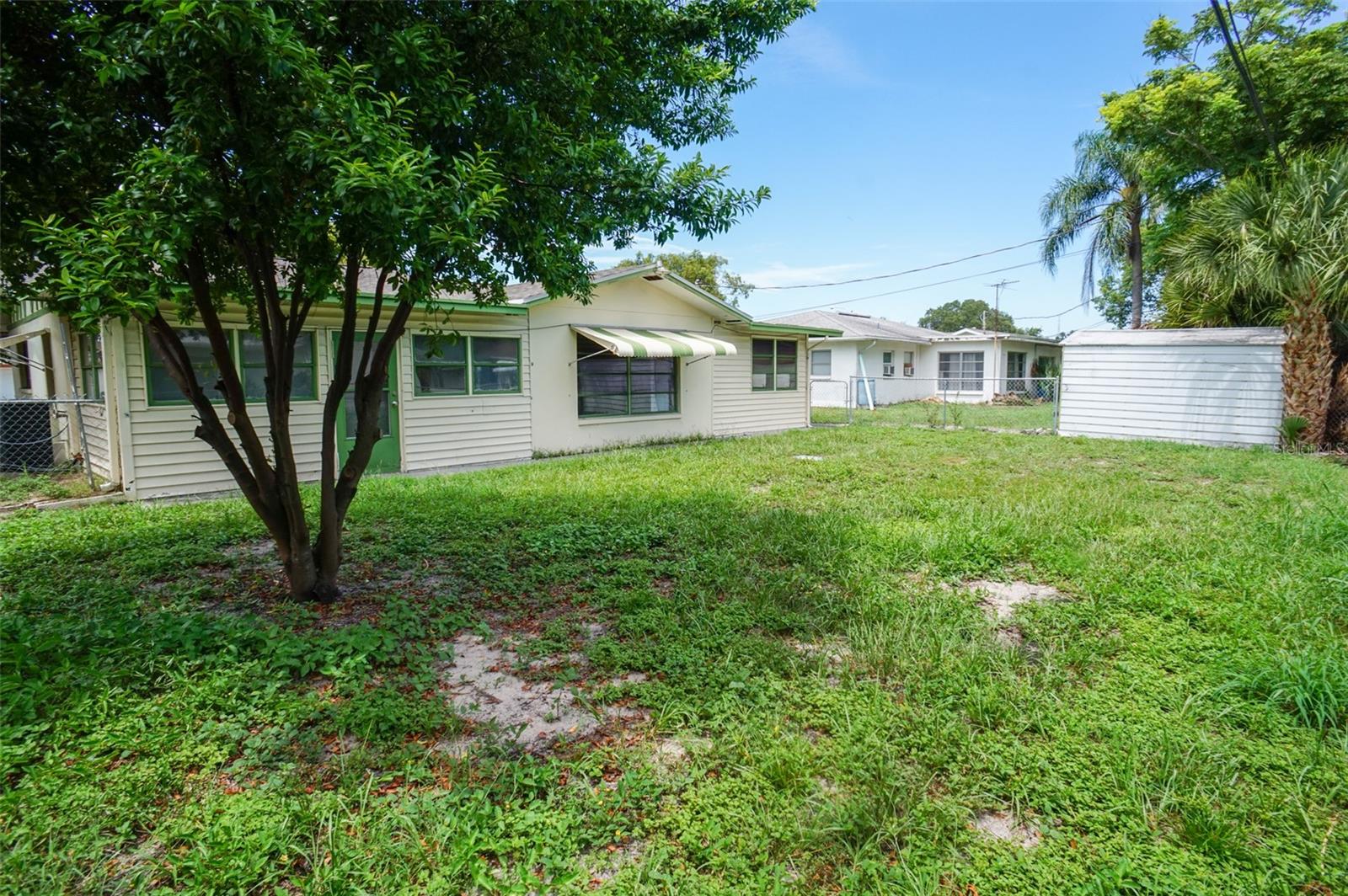 Image 11 of 33 For 10414 Azalea Drive