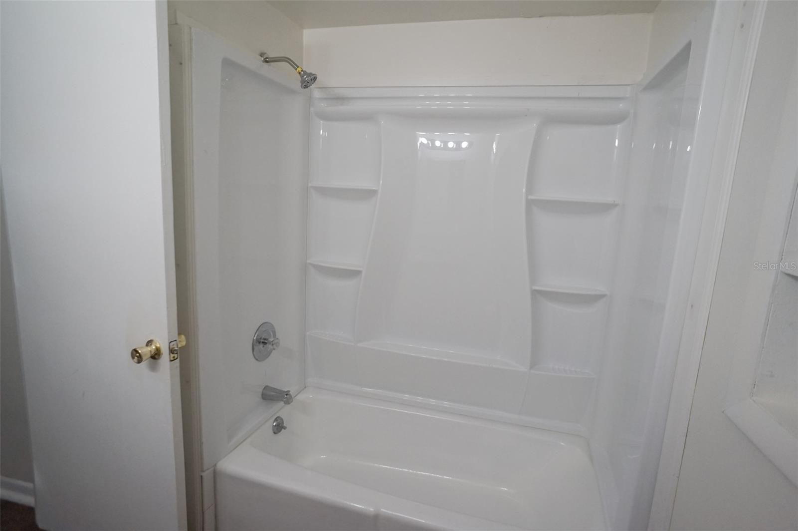 Image 18 of 33 For 10414 Azalea Drive