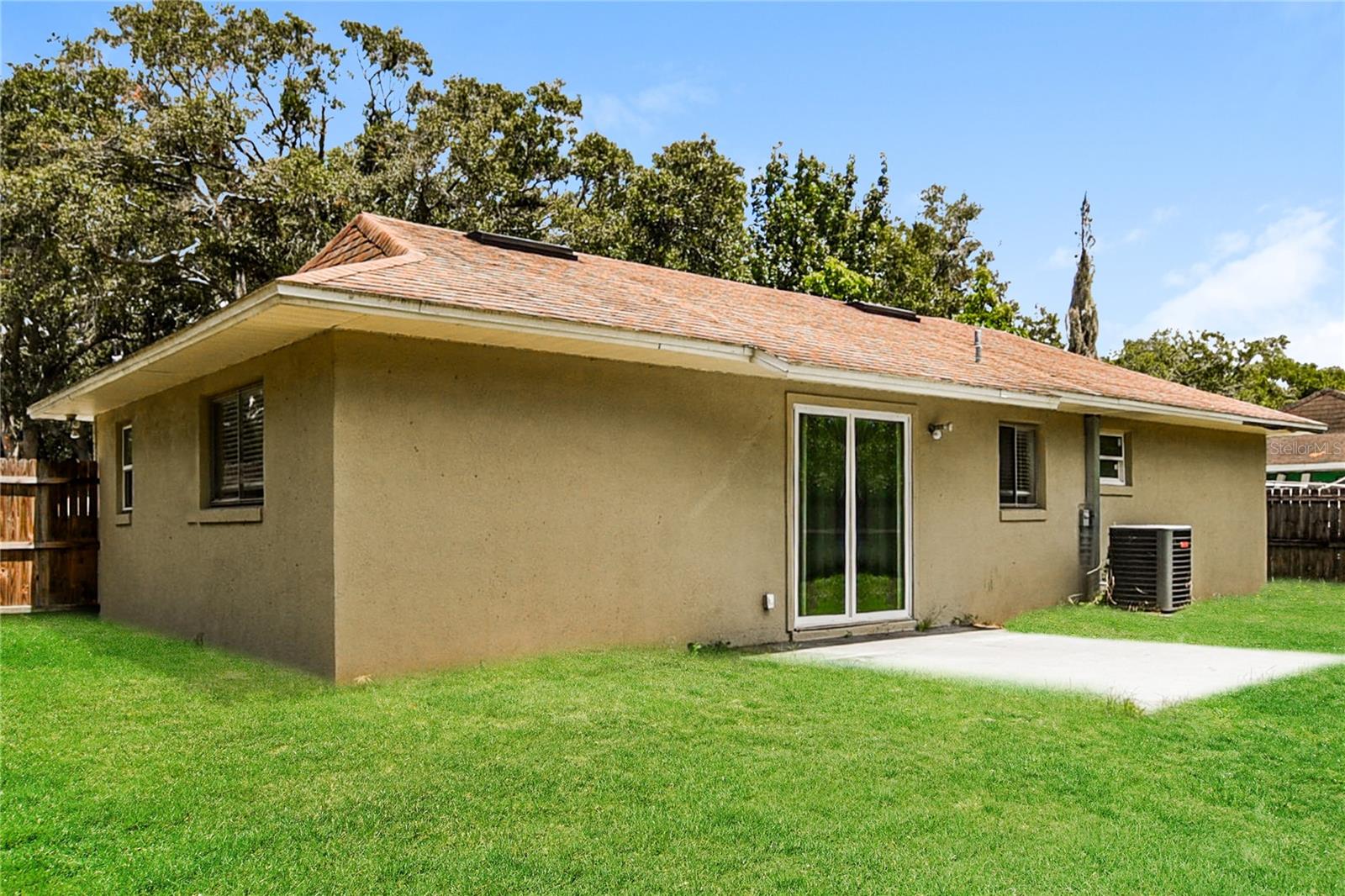 Image 15 of 16 For 4626 Donovan Street