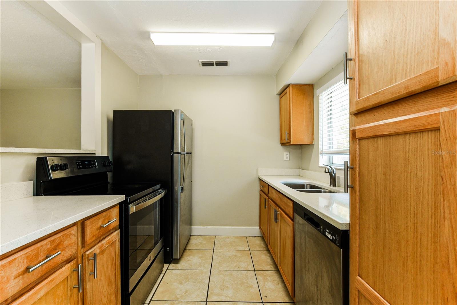 Image 7 of 16 For 4626 Donovan Street