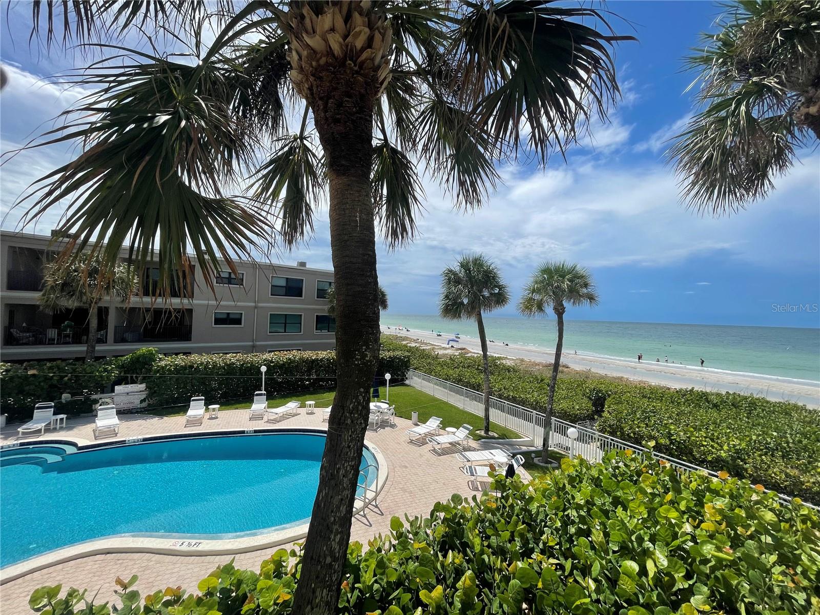 Image 16 of 21 For 3400 Gulf Boulevard 201