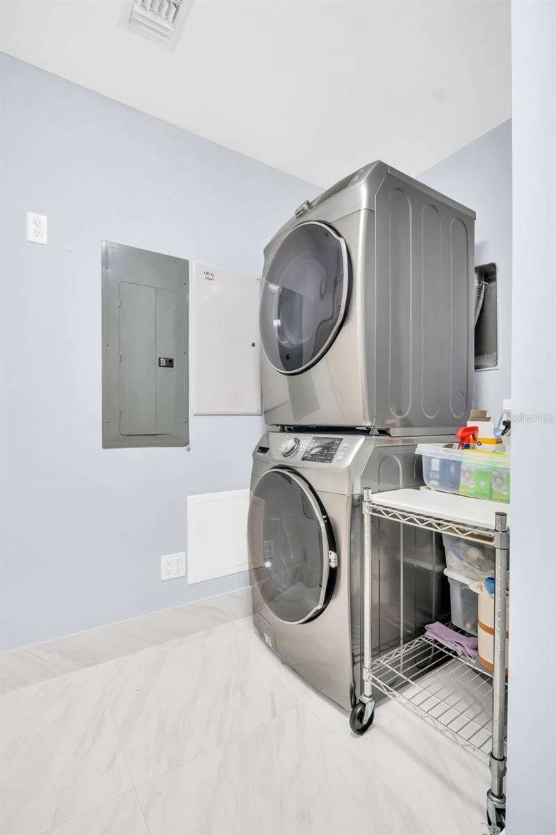 Image 31 of 44 For 175 1st Street S 2305