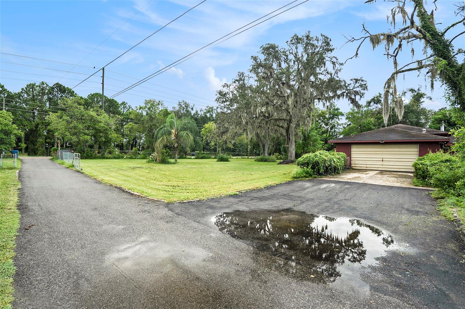 Listing photo id 25 for 1031 Anderson Snow Road
