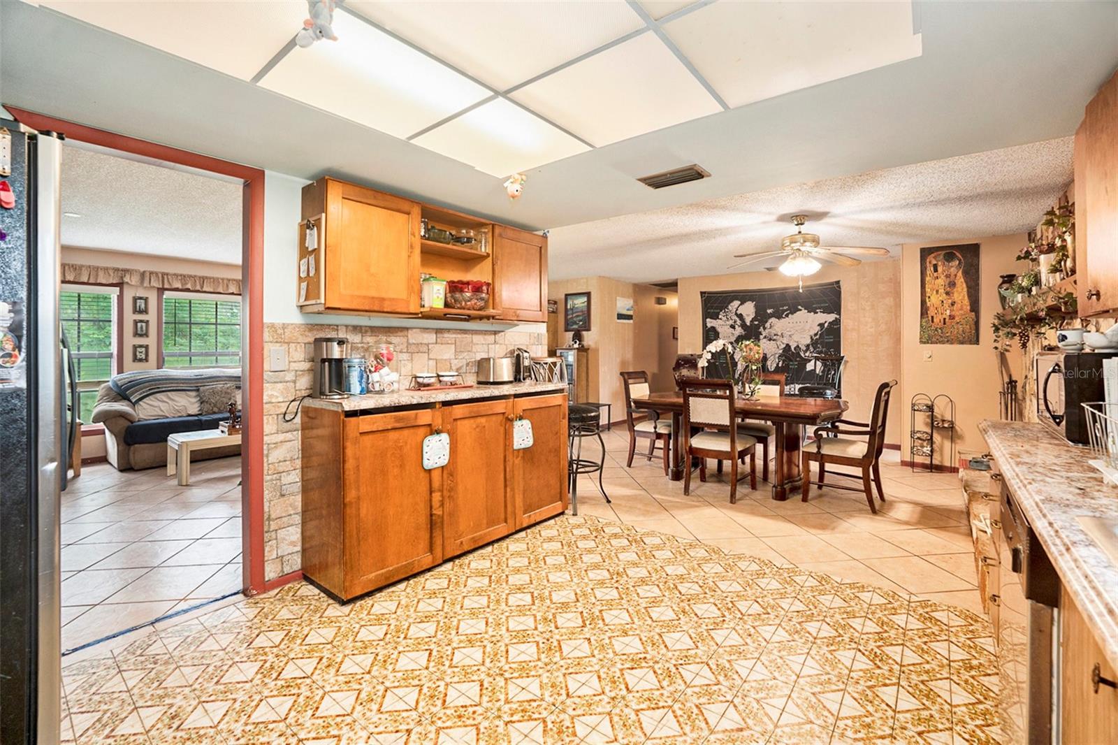Listing photo id 6 for 1031 Anderson Snow Road