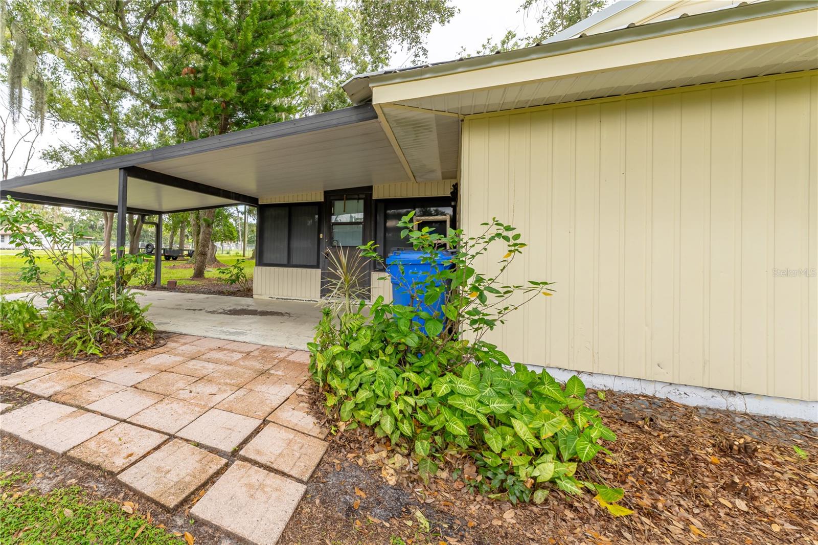 Image 3 of 27 For 9349 Edison Road