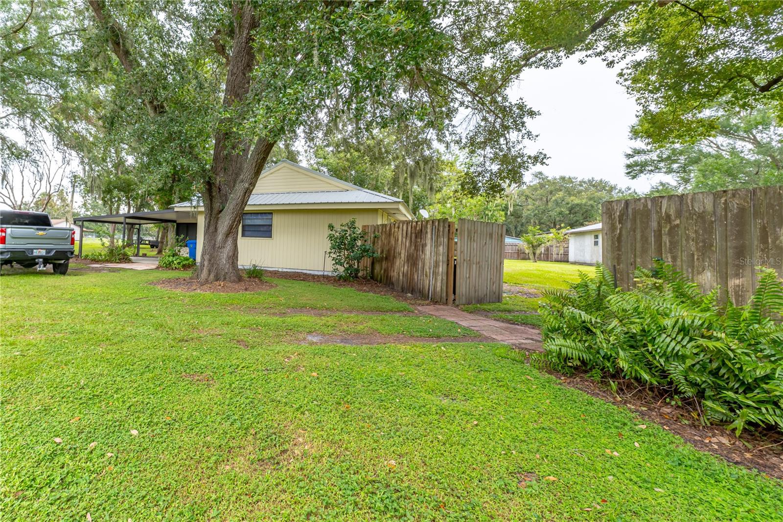 Image 4 of 27 For 9349 Edison Road
