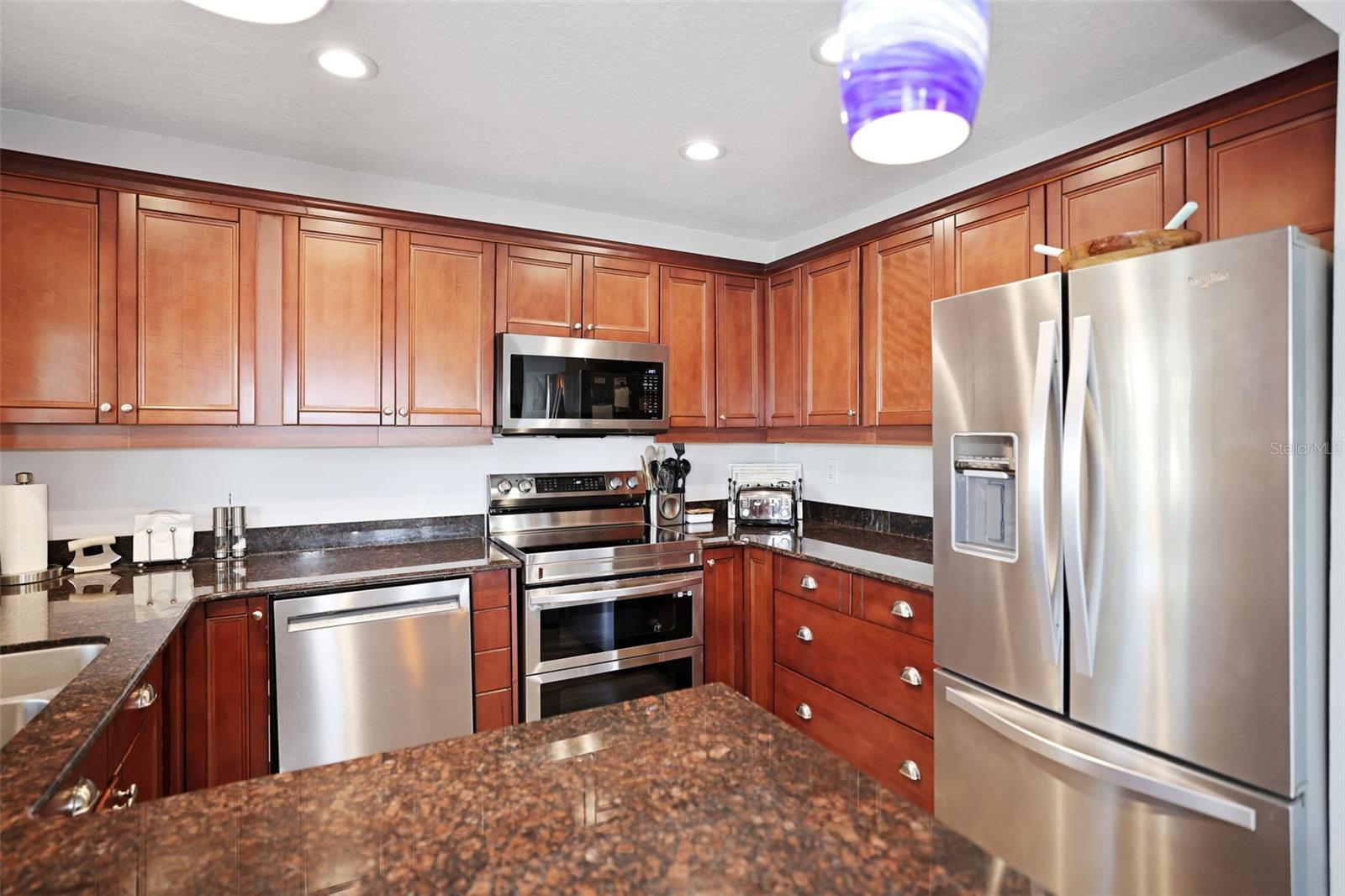 Image 10 of 62 For 5134 Salmon Drive Se A