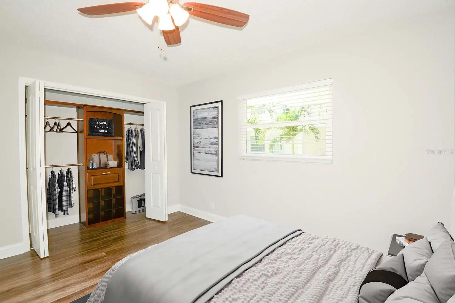 Image 5 of 9 For 3012 De Leon Street 22