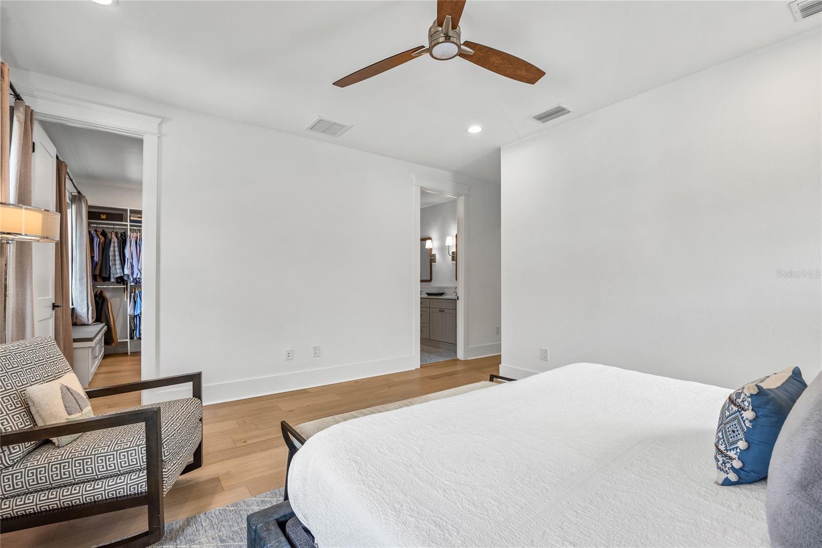 Image 19 of 55 For 3037 10th Street N
