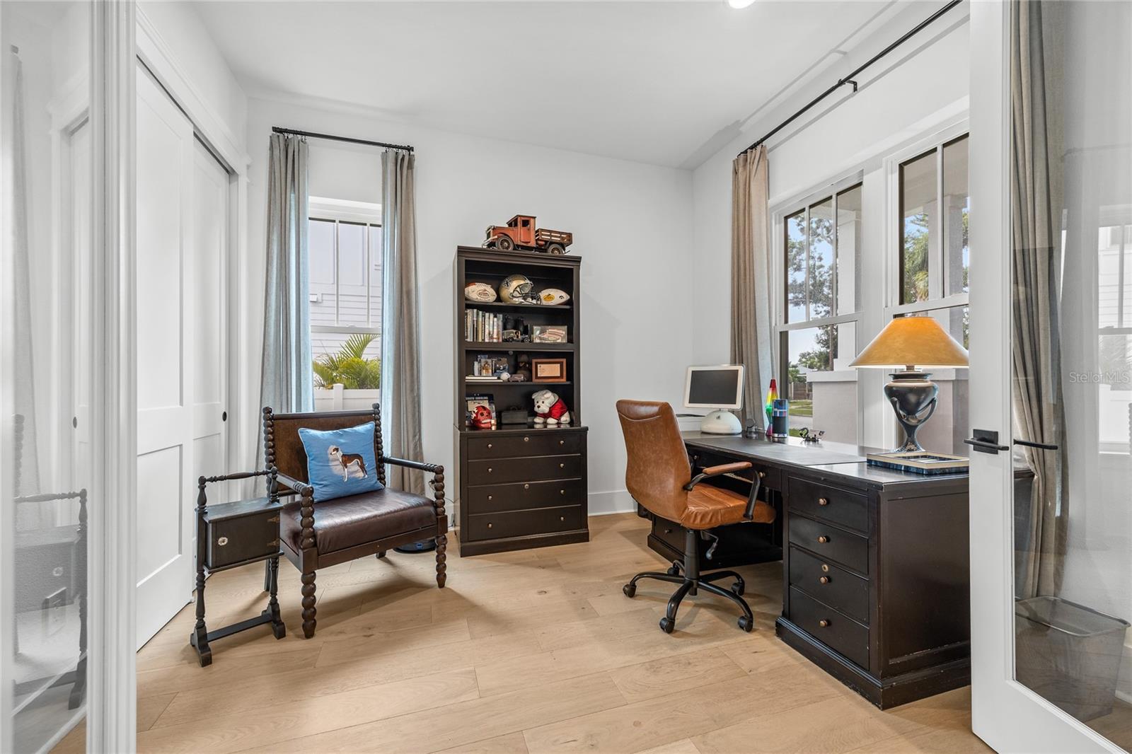 Image 37 of 55 For 3037 10th Street N
