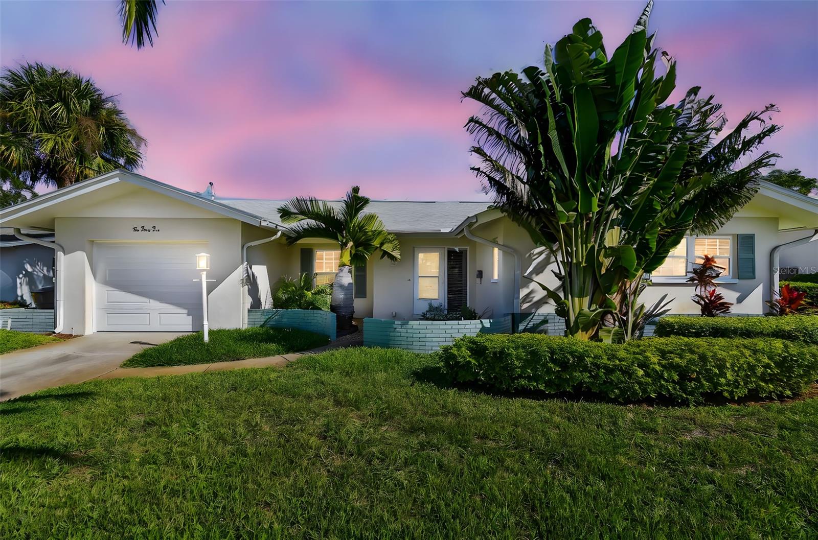 Details for 1045 44th Avenue Ne, ST PETERSBURG, FL 33703