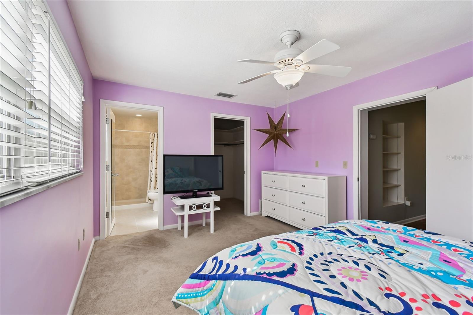 Image 35 of 77 For 1045 44th Avenue Ne