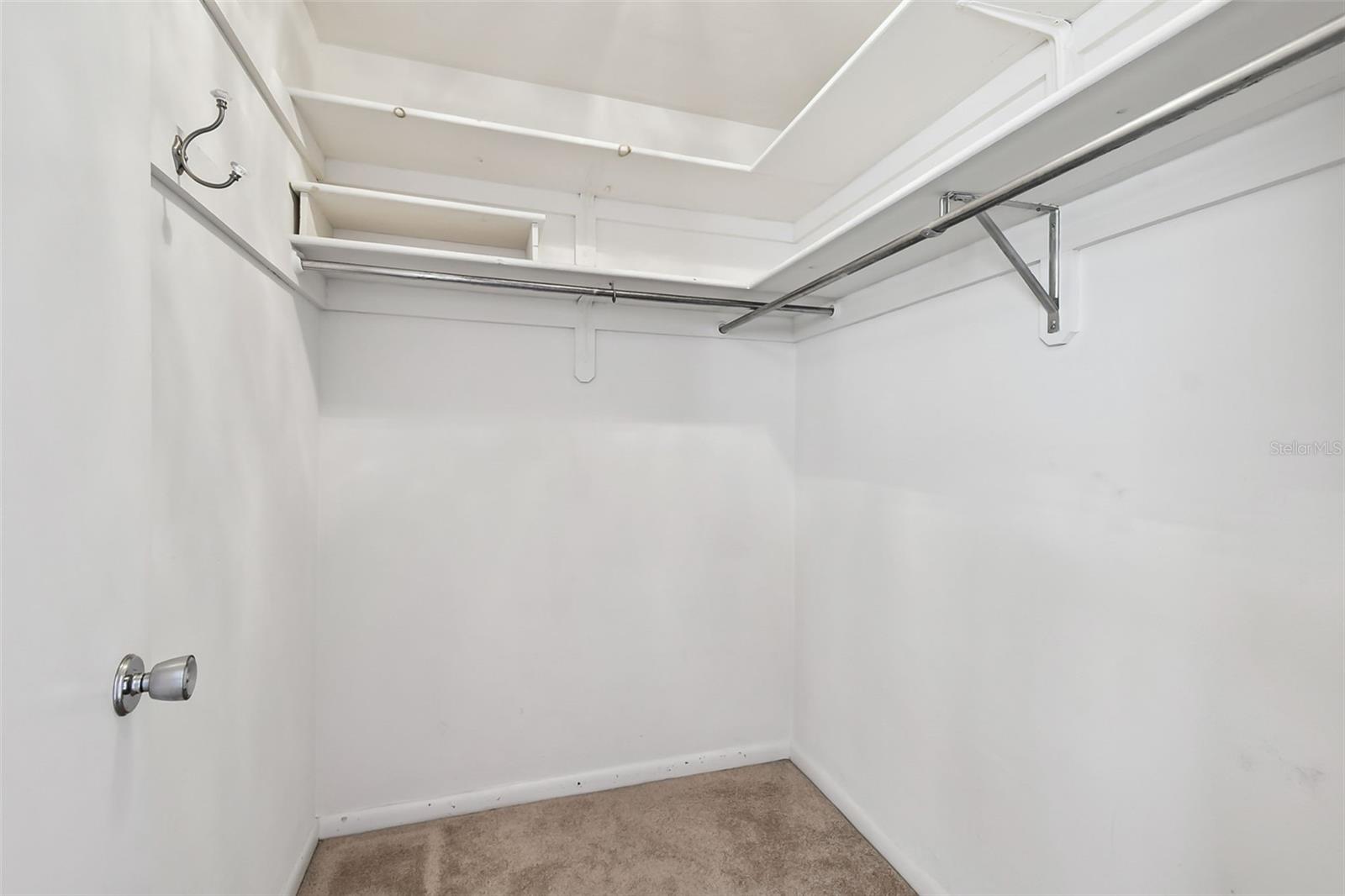 Image 36 of 77 For 1045 44th Avenue Ne