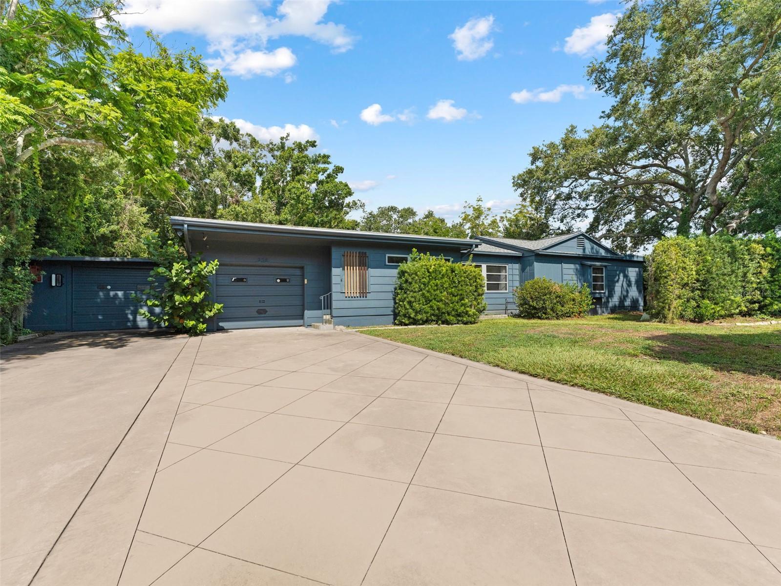 Details for 200 66th Street N, ST PETERSBURG, FL 33710