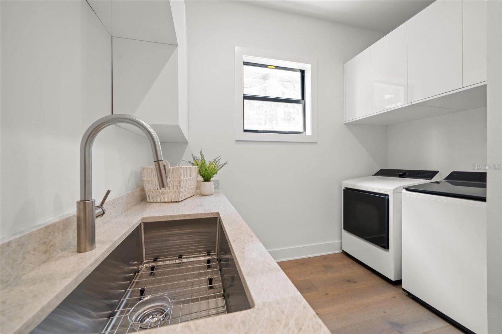 Image 28 of 84 For 2205 Gulf Boulevard B