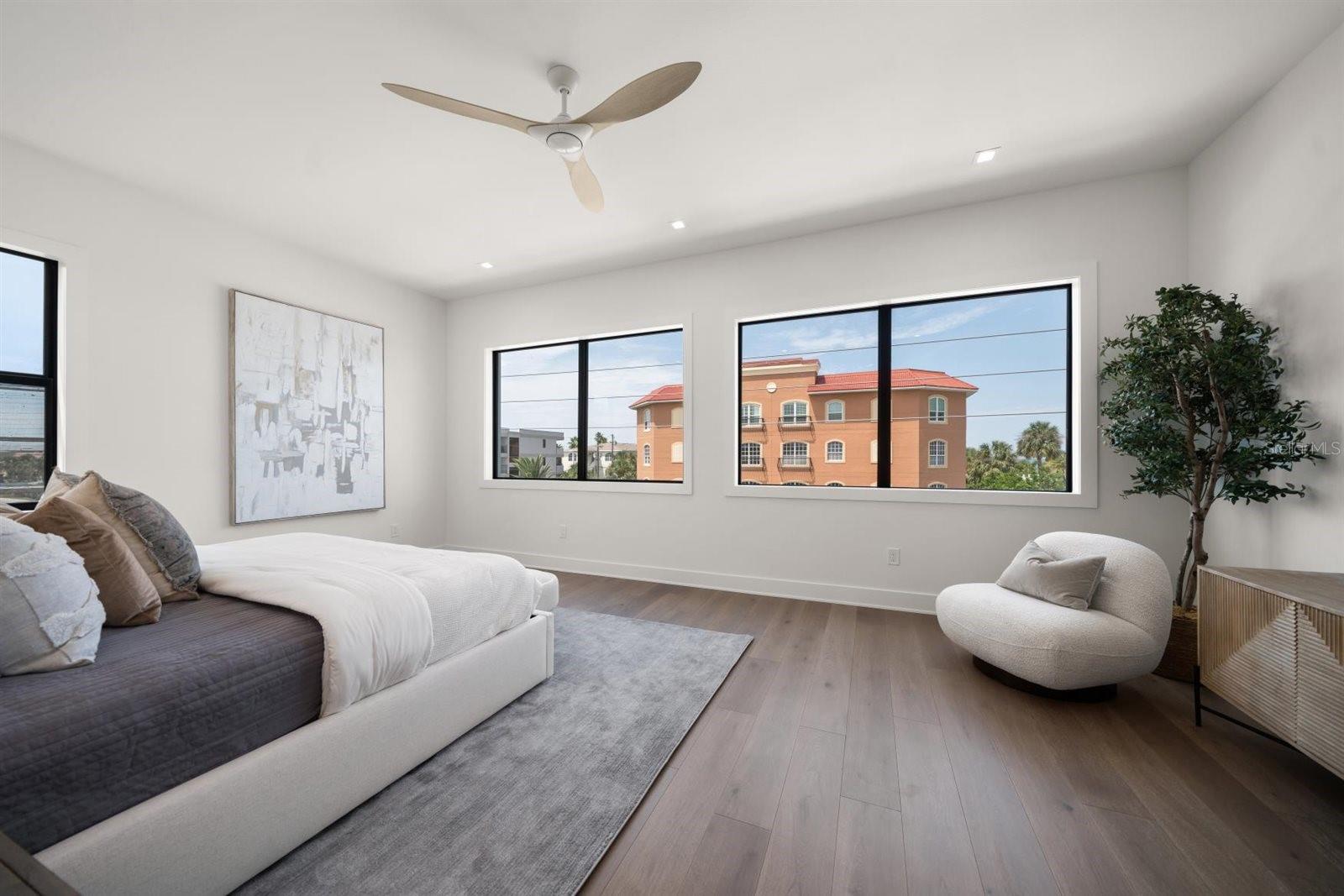 Image 34 of 84 For 2205 Gulf Boulevard B