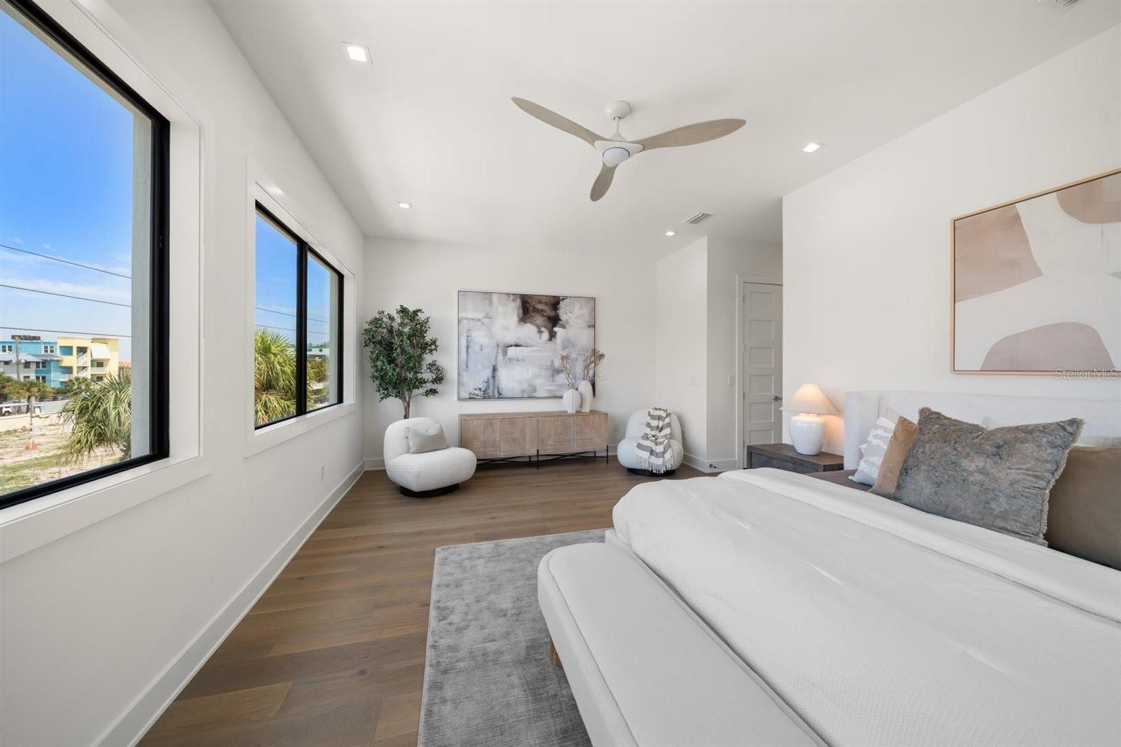 Image 37 of 84 For 2205 Gulf Boulevard B