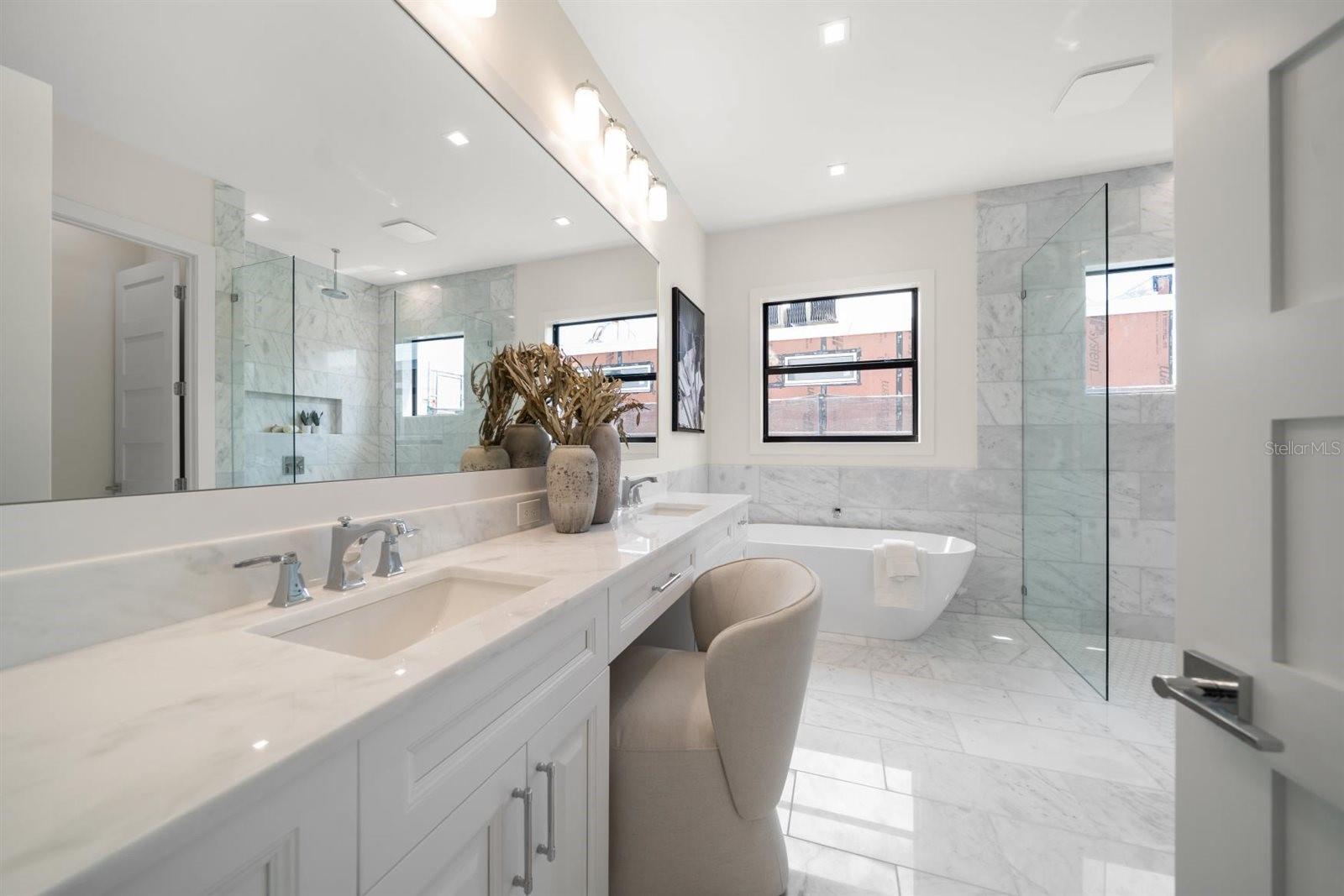 Image 39 of 84 For 2205 Gulf Boulevard B