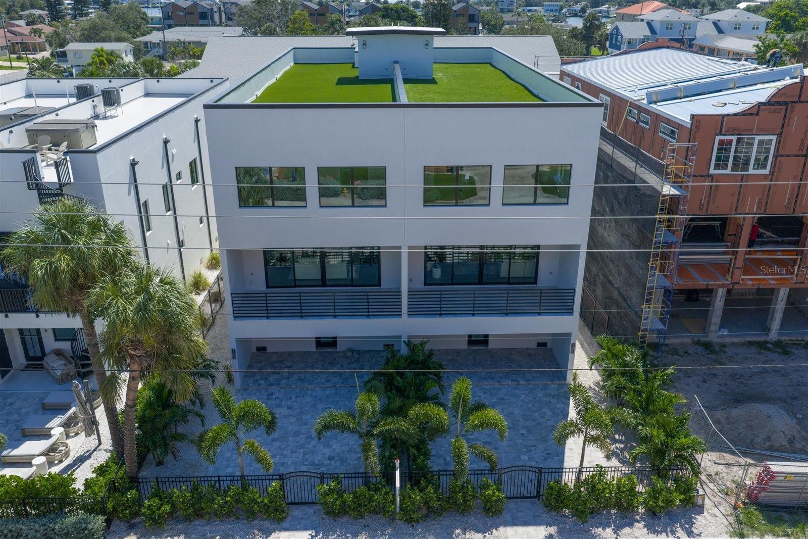 Image 4 of 84 For 2205 Gulf Boulevard B