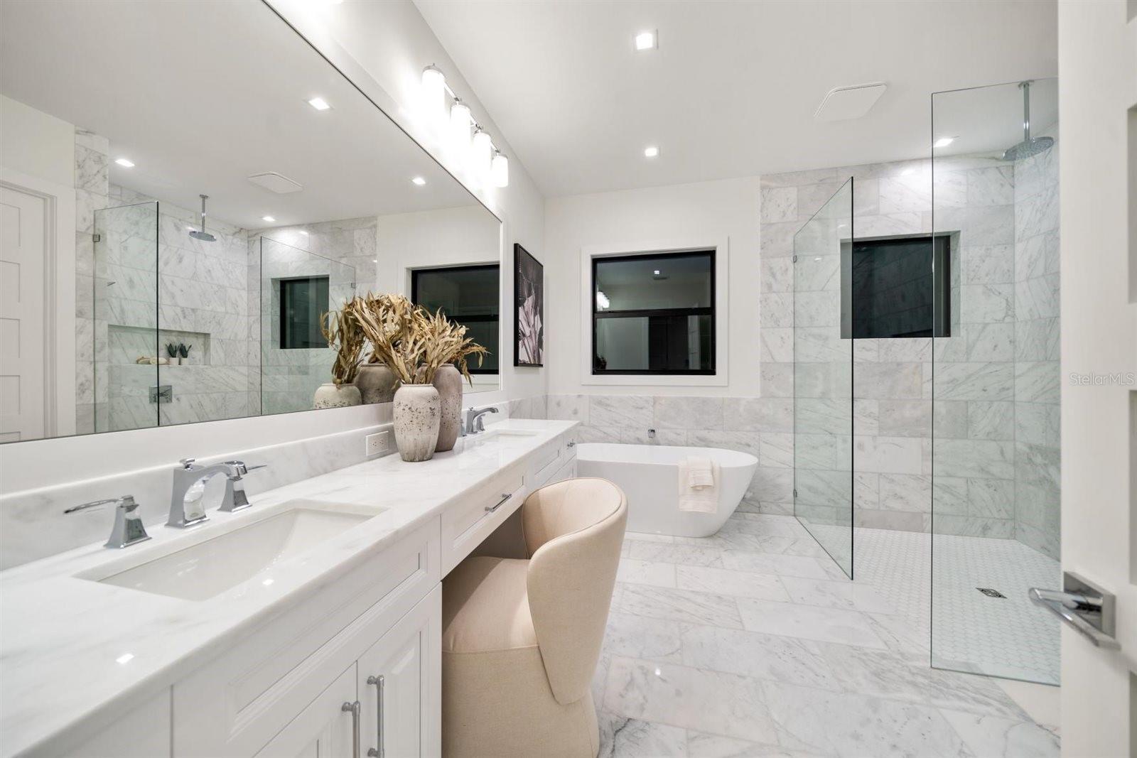 Image 54 of 84 For 2205 Gulf Boulevard B