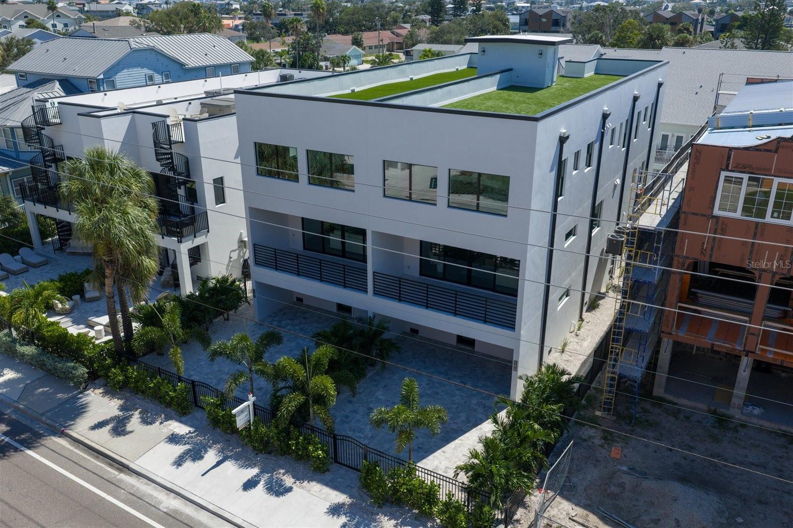 Image 74 of 84 For 2205 Gulf Boulevard B