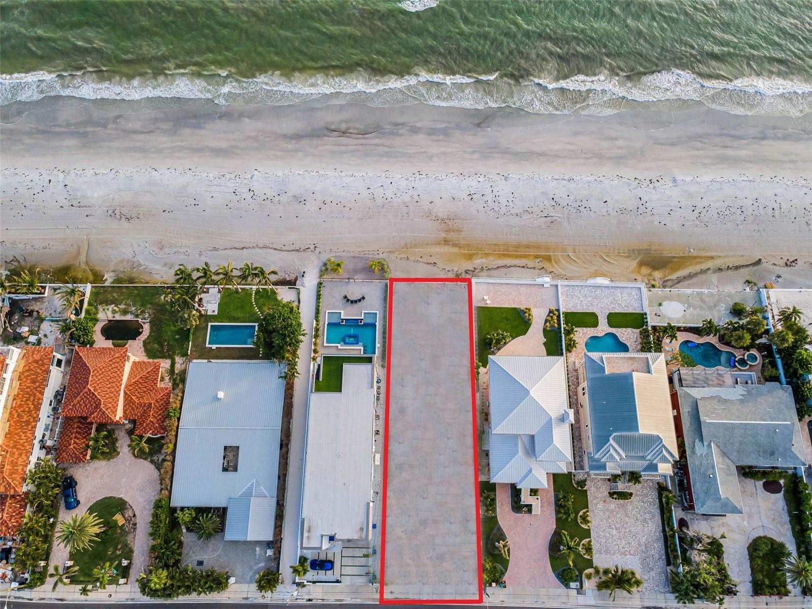 Listing photo id 1 for 16200 Gulf Boulevard