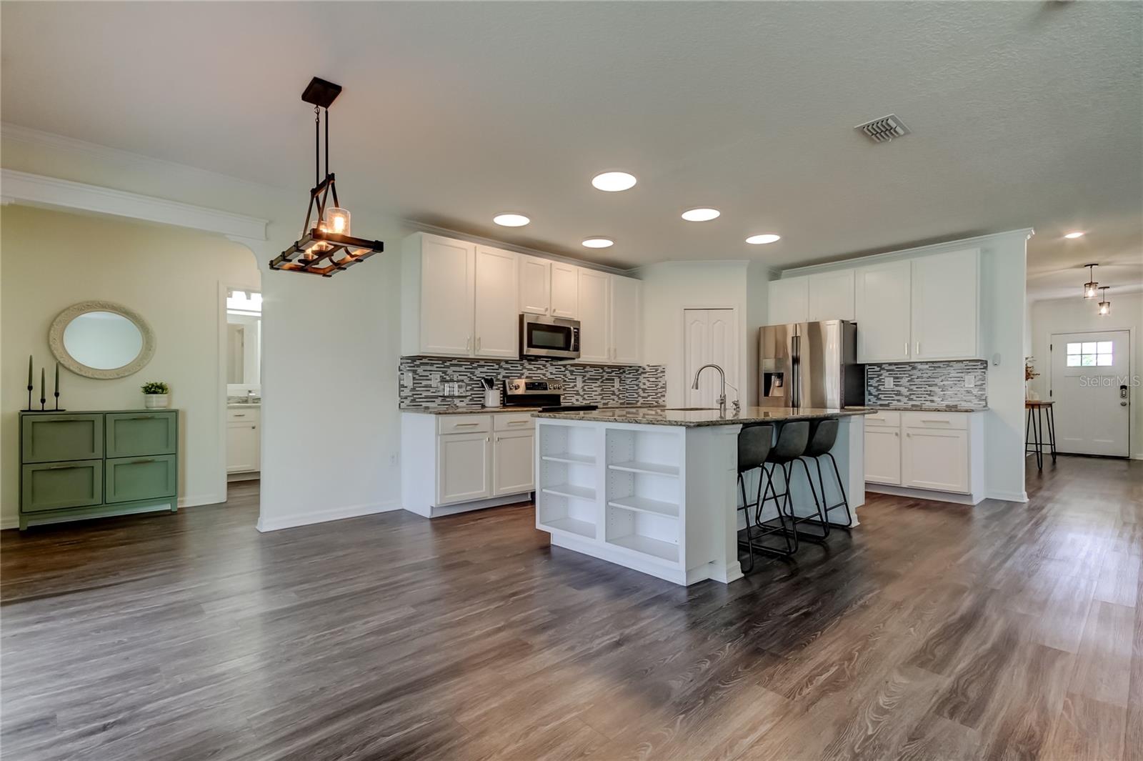 Listing photo id 11 for 30943 Parrot Reef Court