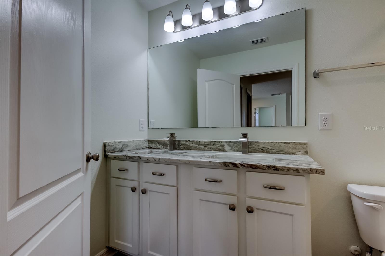 Listing photo id 36 for 30943 Parrot Reef Court