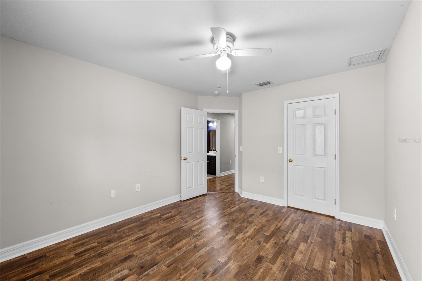 Image 40 of 53 For 5909 Wedgefield Drive