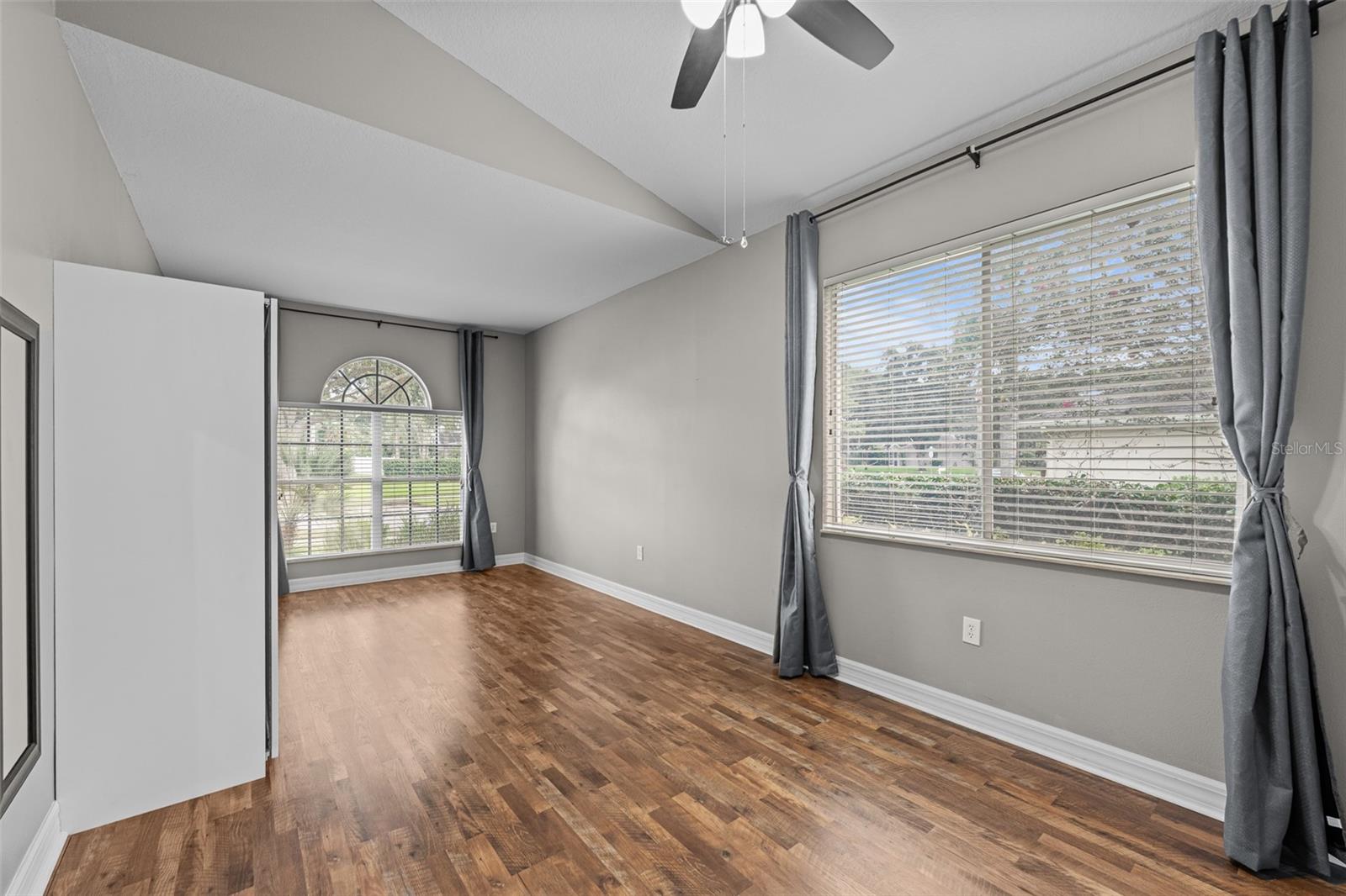 Image 43 of 53 For 5909 Wedgefield Drive
