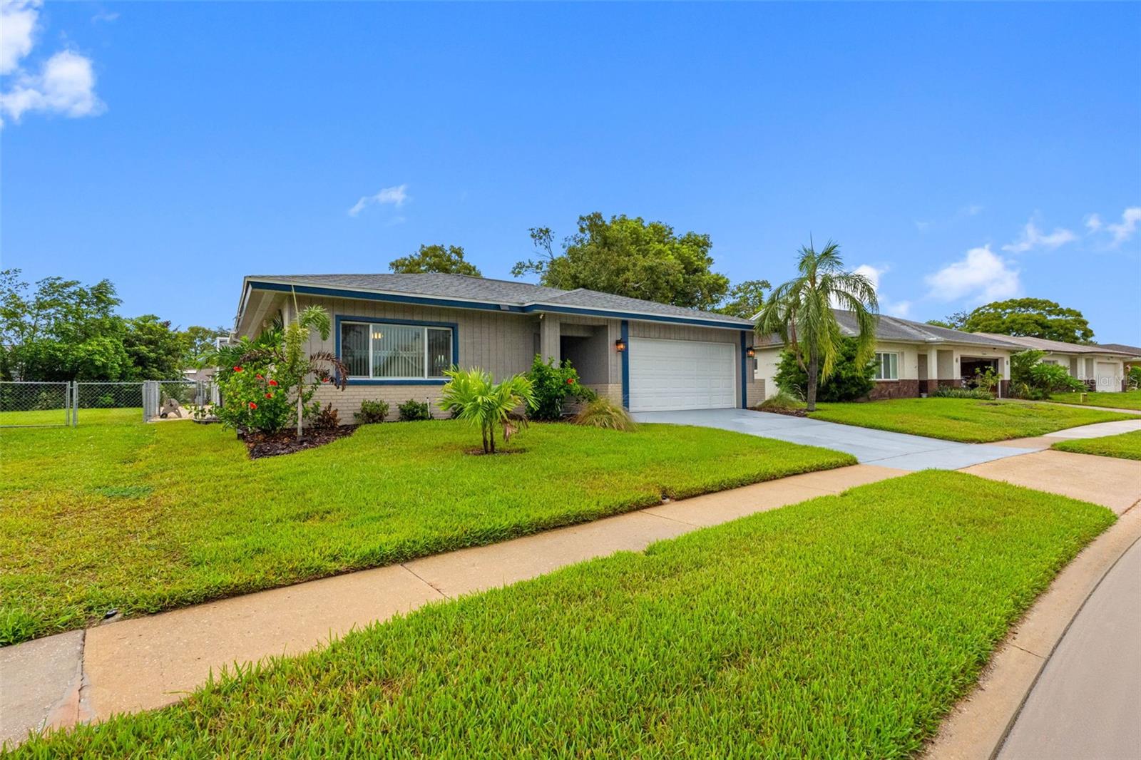 Image 10 of 44 For 8607 Sagewood Drive