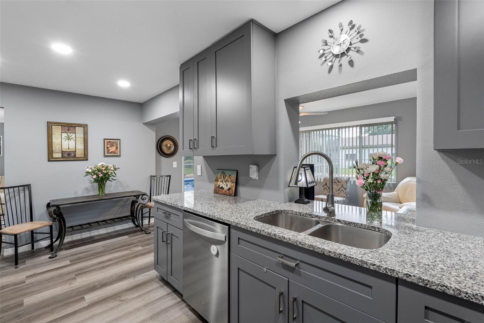 Image 4 of 44 For 8607 Sagewood Drive