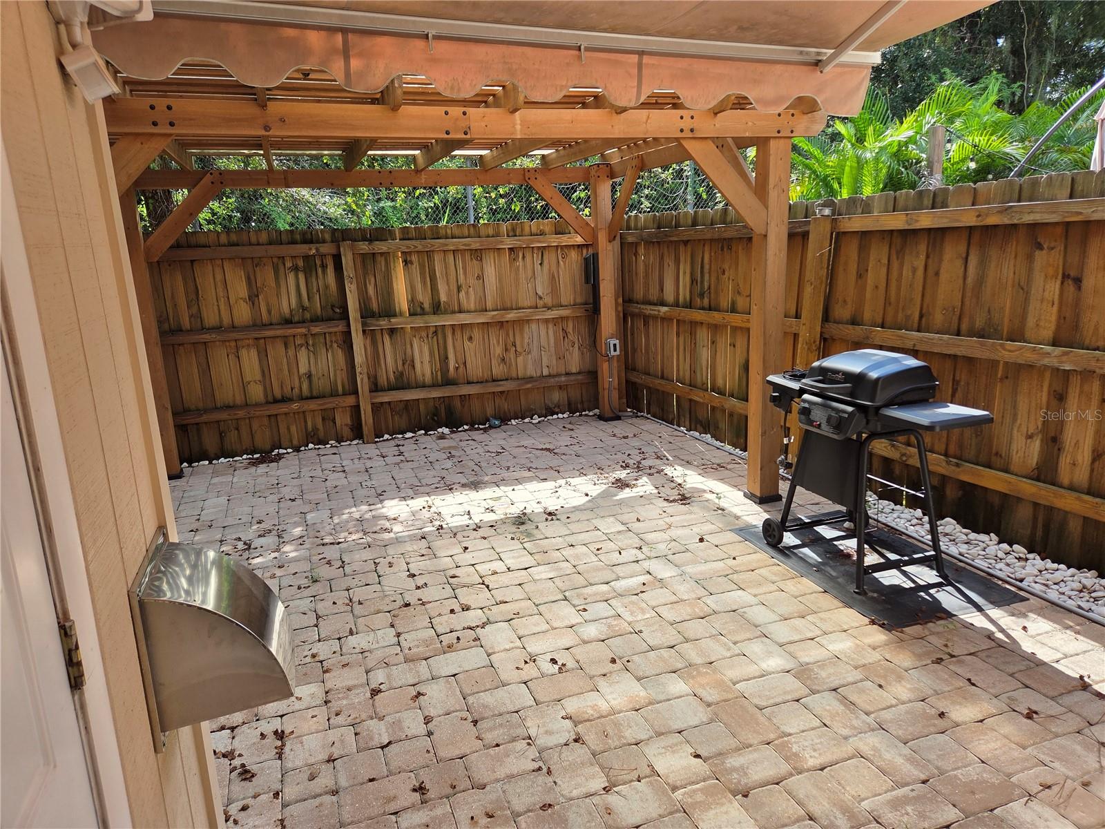 Image 16 of 19 For 11703 Wesson Circle W