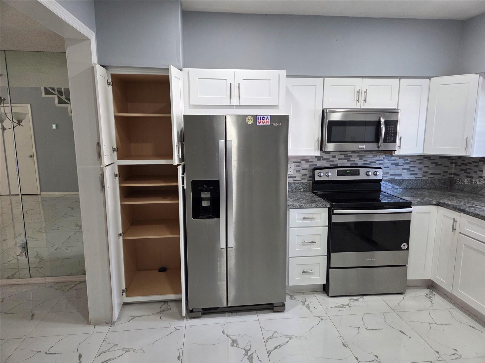 Image 4 of 19 For 11703 Wesson Circle W