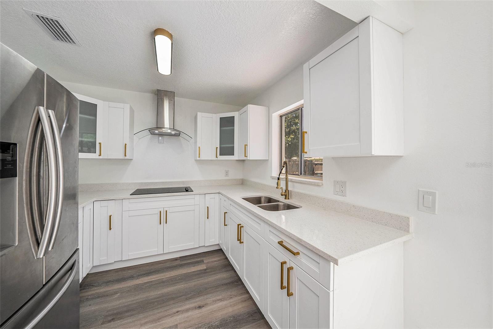 Image 7 of 23 For 433 Tangerine Drive