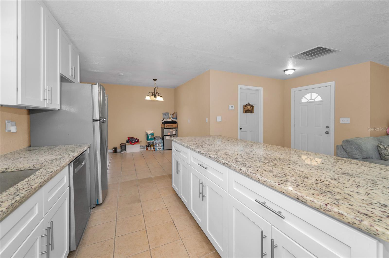 Image 19 of 42 For 11121 Peppertree Lane
