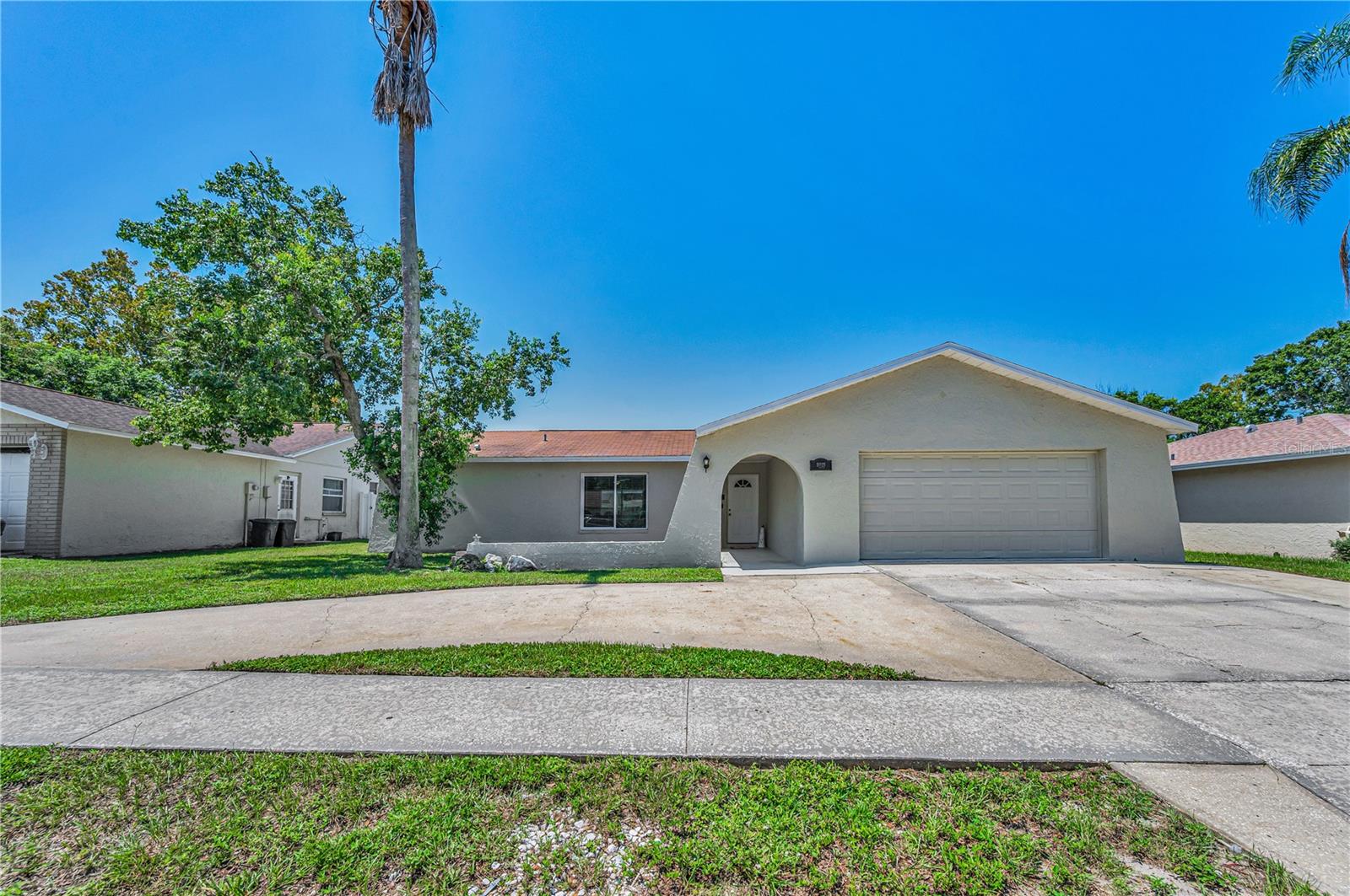 Image 2 of 42 For 11121 Peppertree Lane