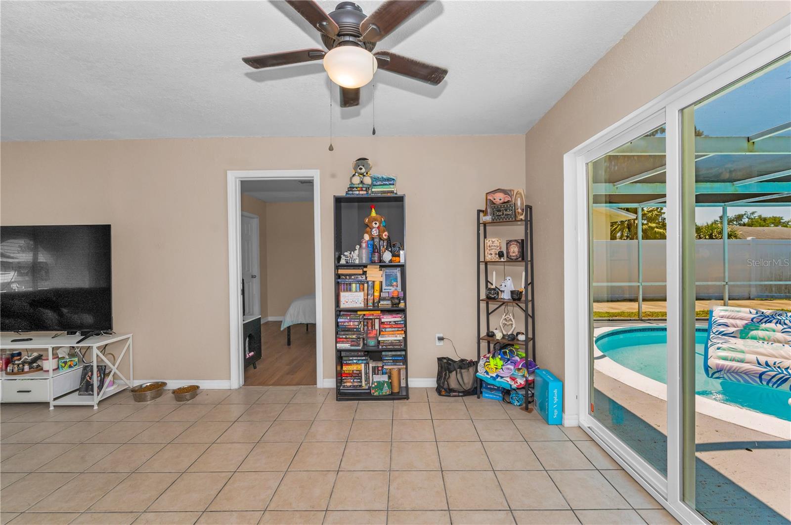 Image 24 of 42 For 11121 Peppertree Lane