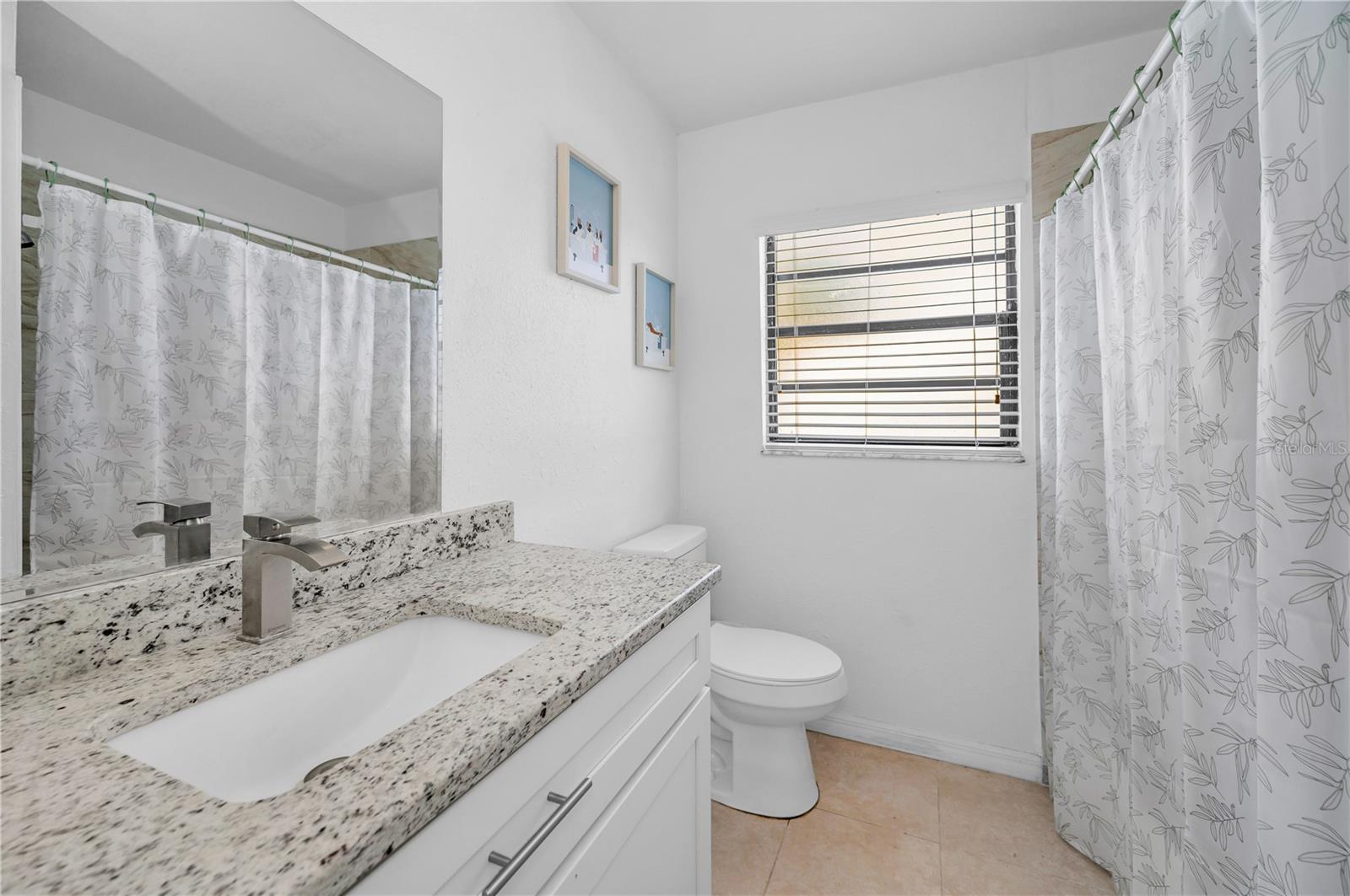 Image 30 of 42 For 11121 Peppertree Lane