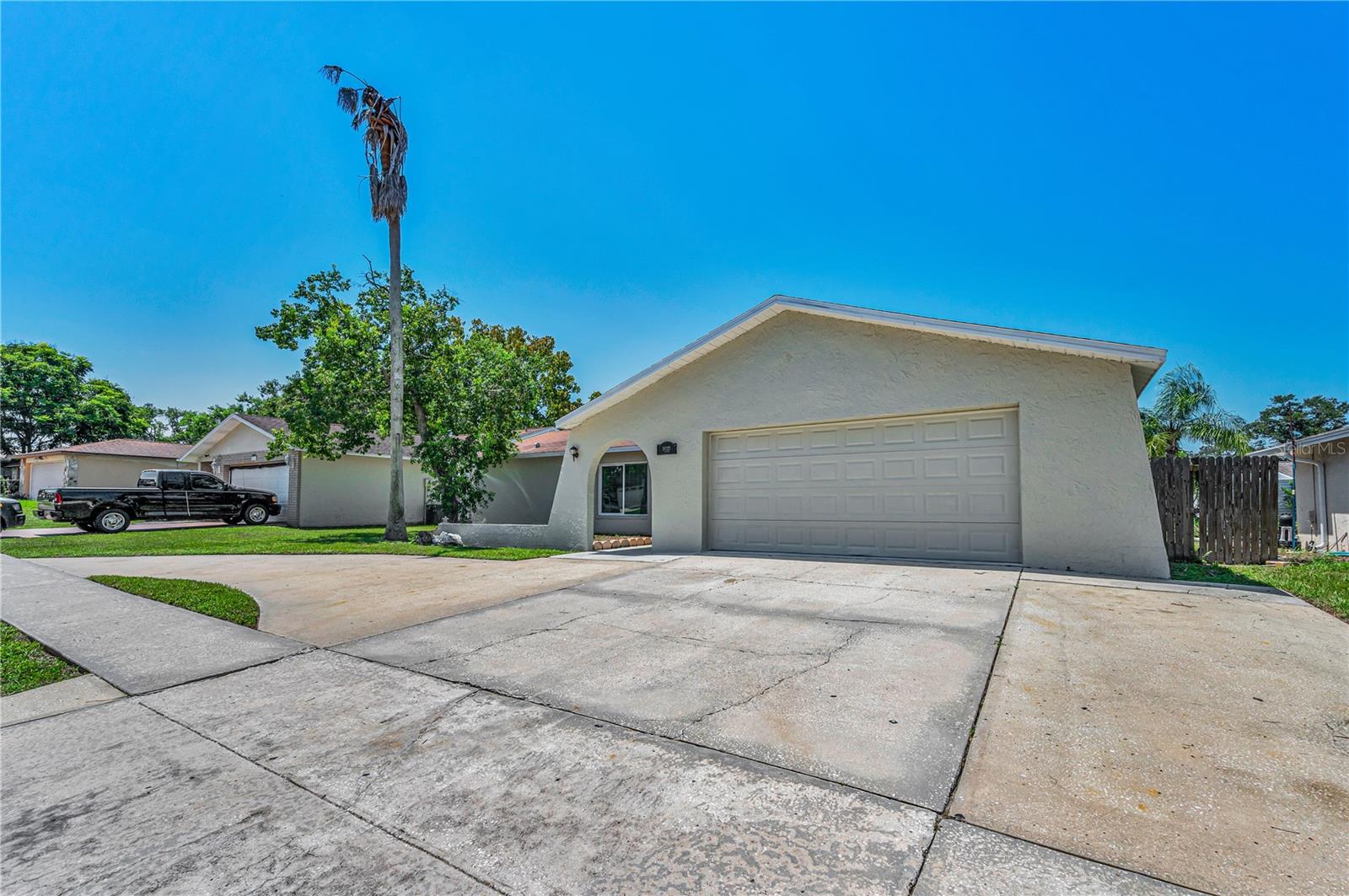 Image 5 of 42 For 11121 Peppertree Lane