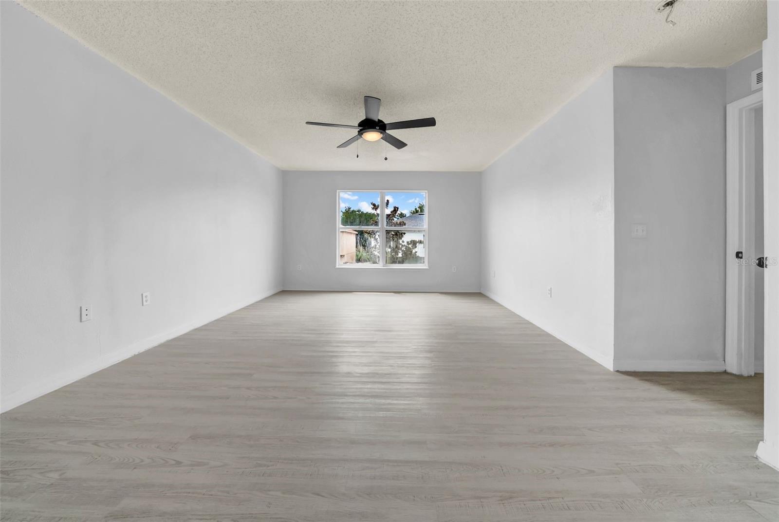 Image 3 of 47 For 10337 River Bream Drive