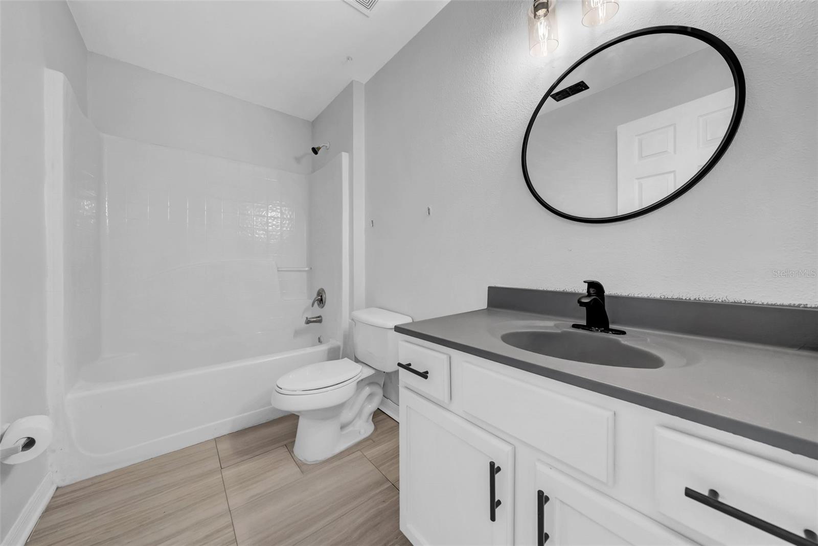 Image 36 of 47 For 10337 River Bream Drive