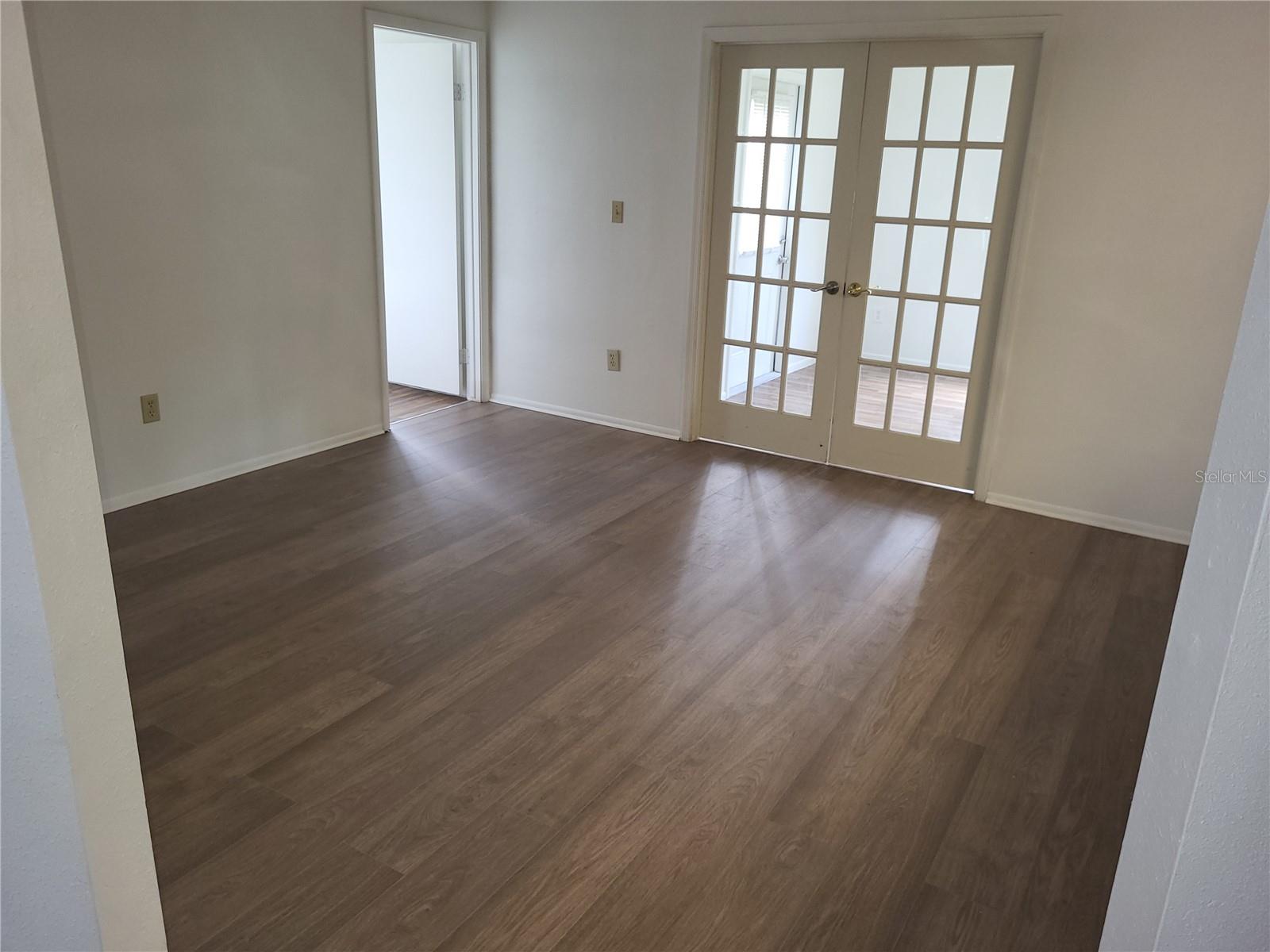 Image 4 of 12 For 7507 Katherine Drive