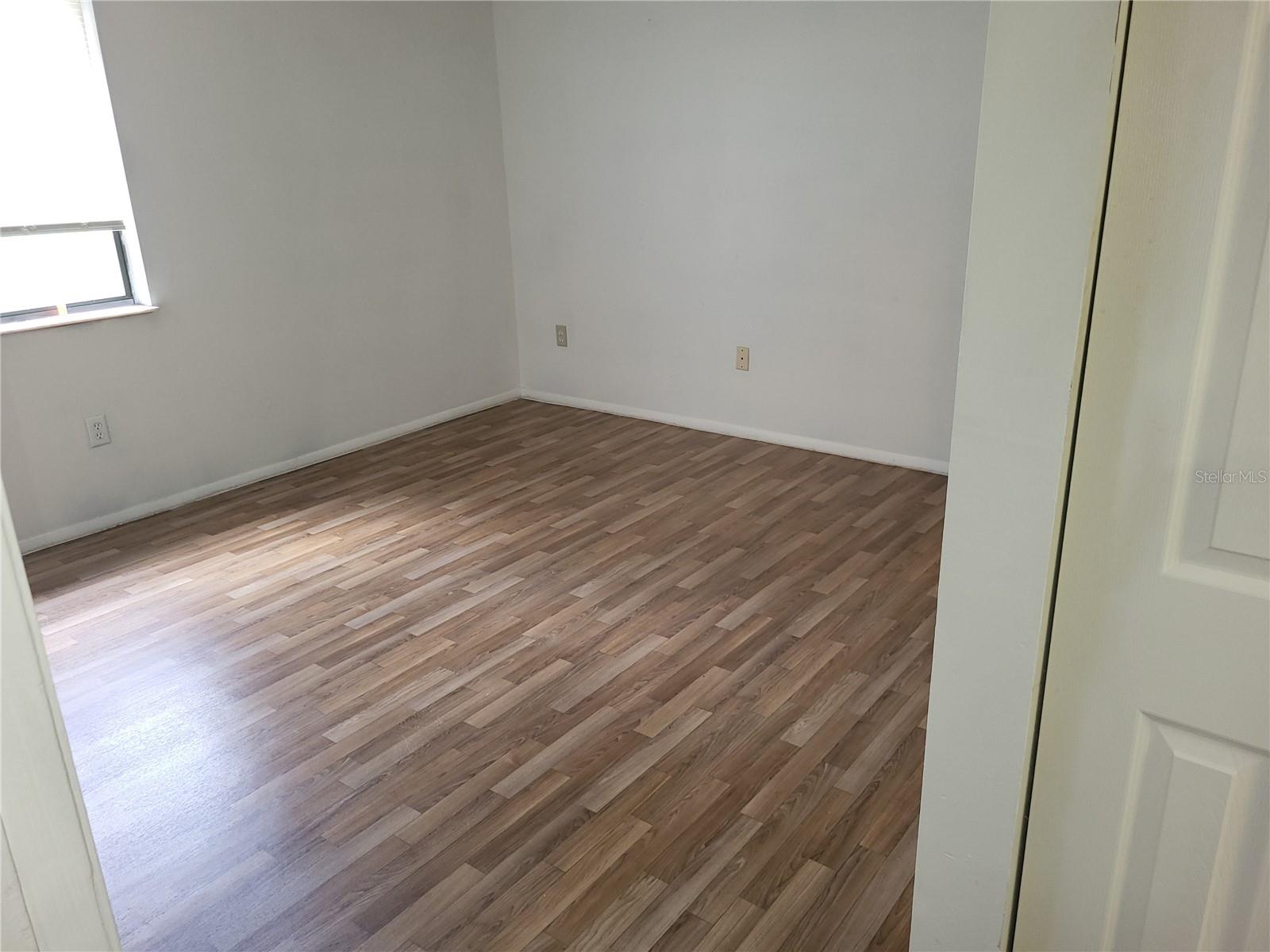 Image 7 of 12 For 7507 Katherine Drive