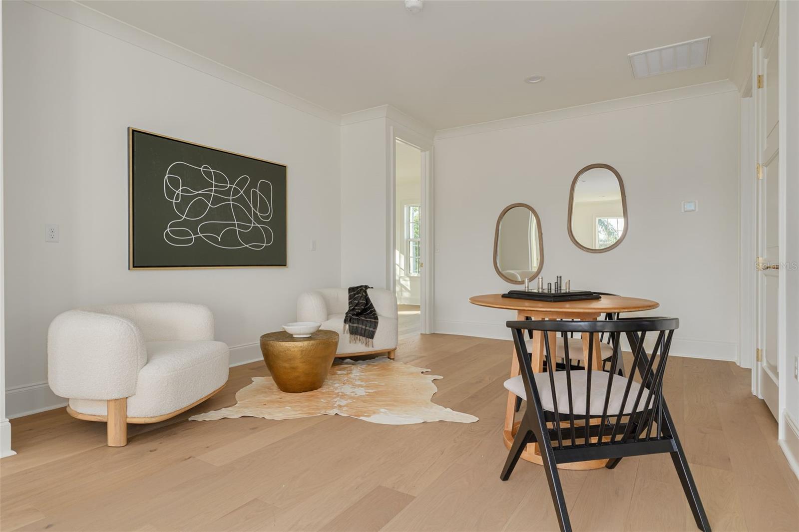 Listing photo id 31 for 705 17th Avenue Ne