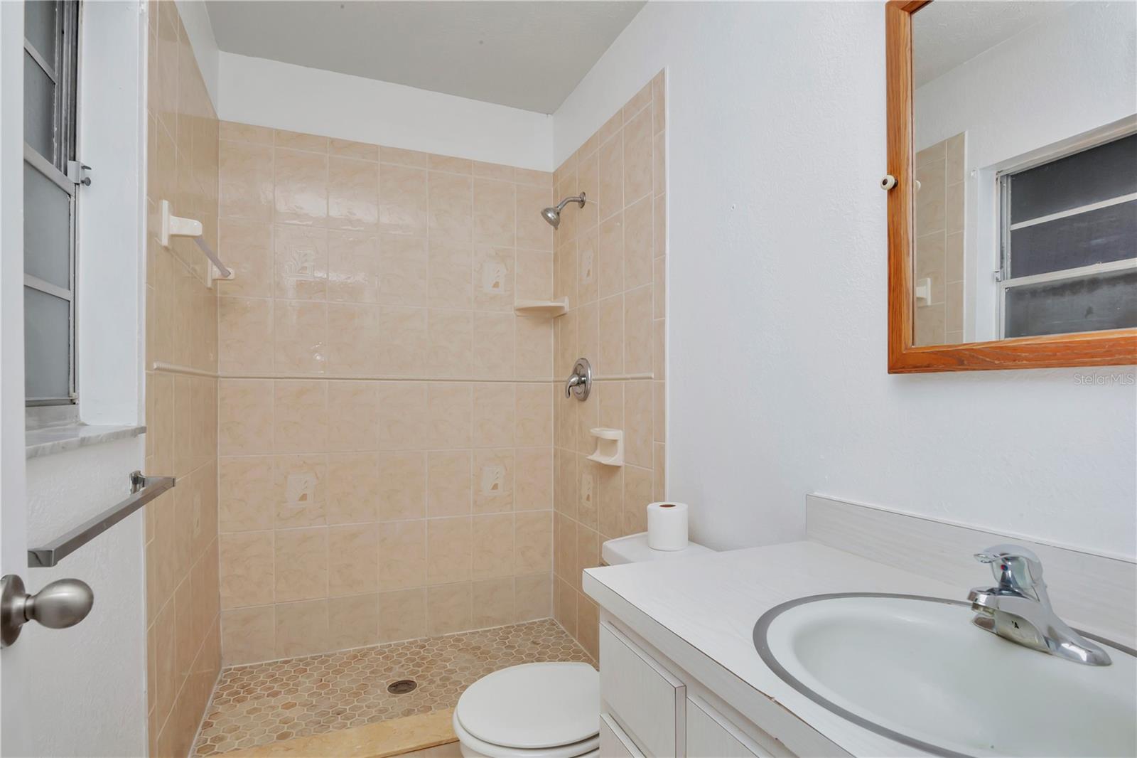 Image 12 of 28 For 2209 Boxwood Way