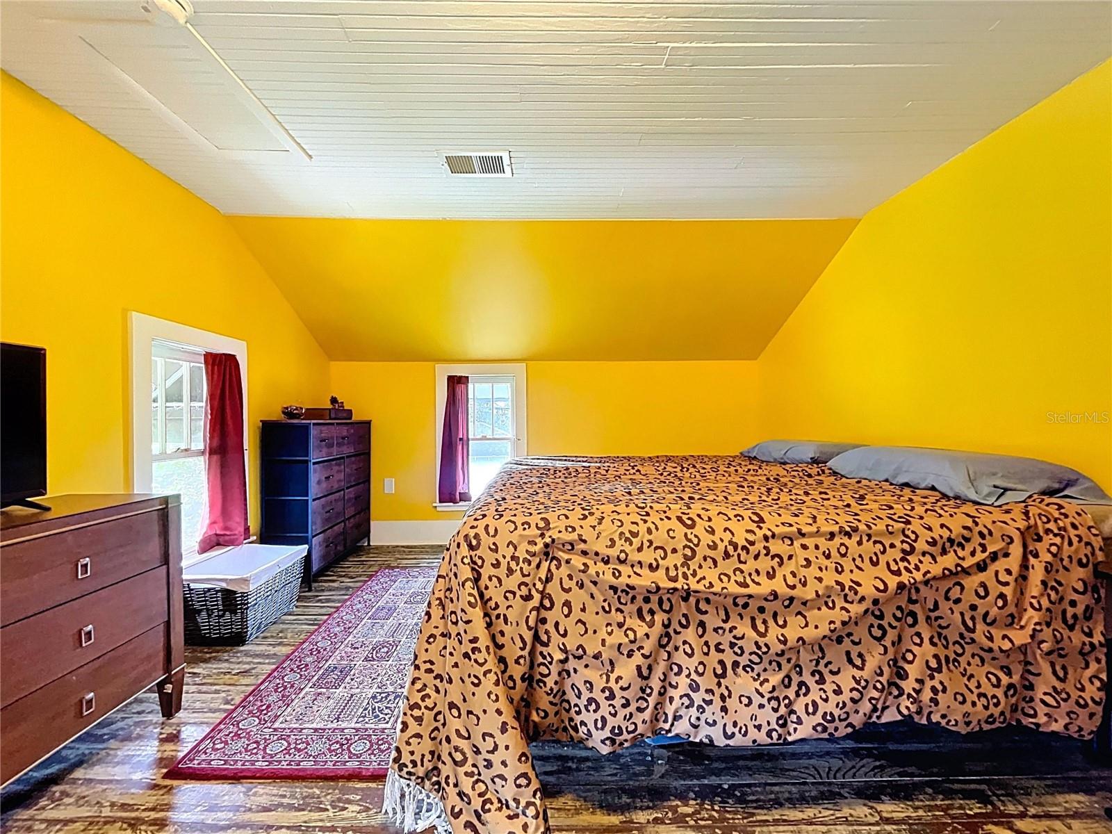 Image 23 of 62 For 363 14th Street Nw